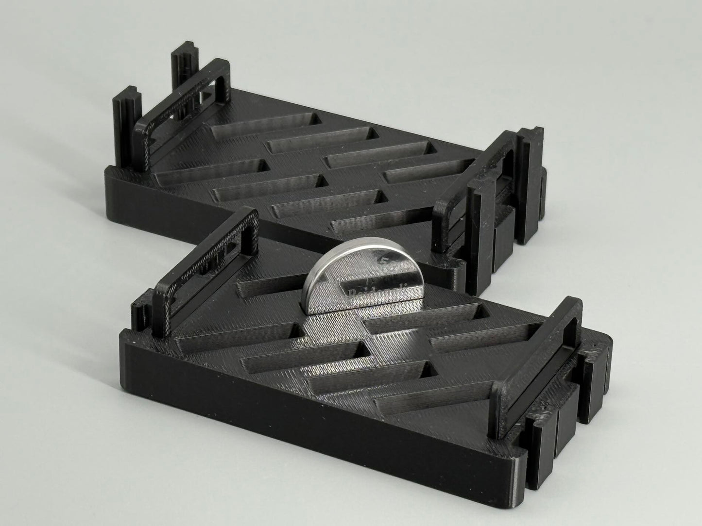 CR2450 Einsätze in schwarz für die Baterriebox